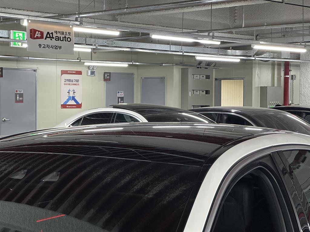 Mercedes Benz S Class - Vista 6