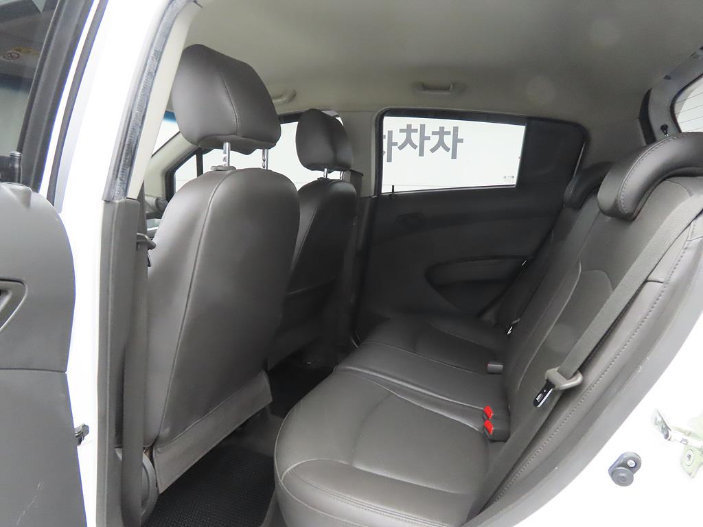 Chevrolet Spark - Vista 6