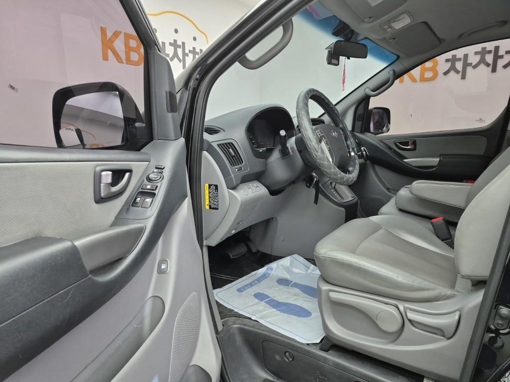 HYUNDAI Starex 2018 Negro - Importación desde Corea - HF Imports Iquique - Foto 17