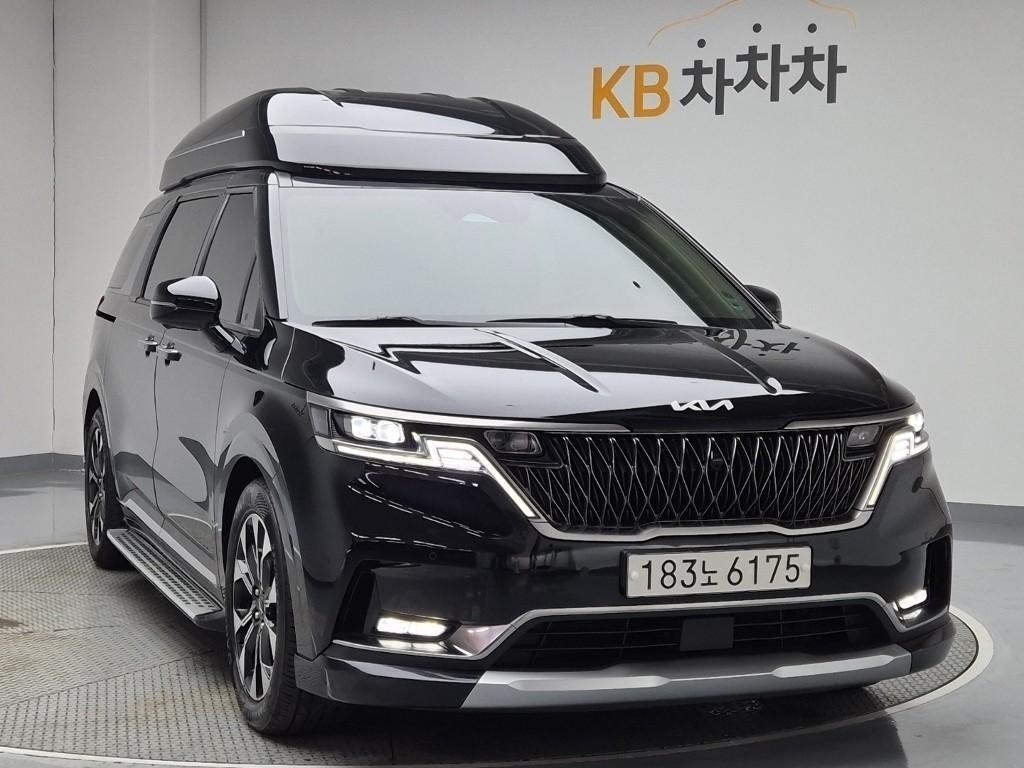KIA Carnival 2022 Negro - Importación desde Corea - HF Imports Iquique - Foto 1