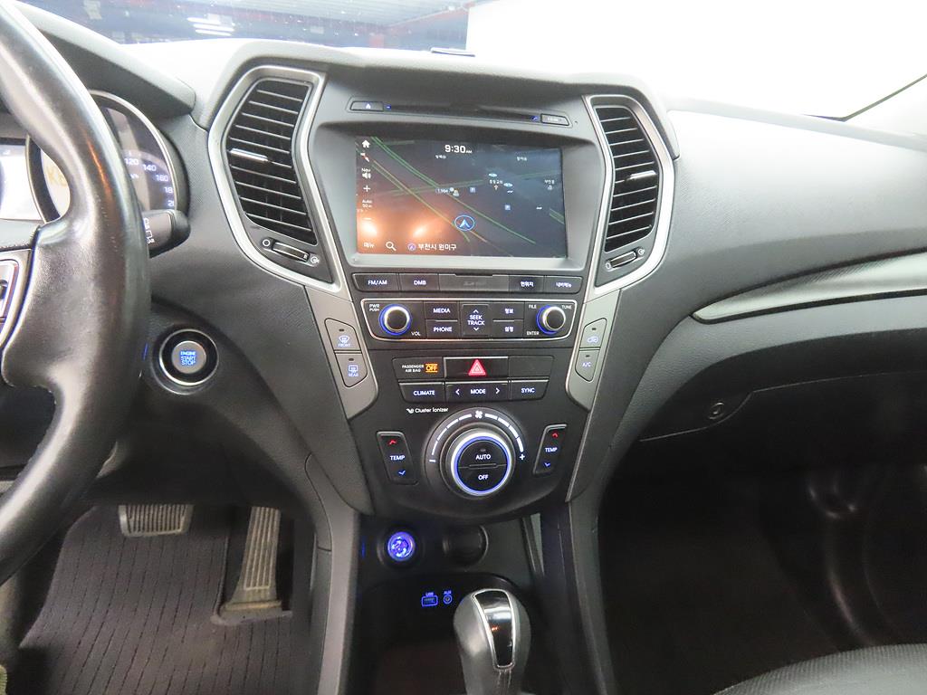 HYUNDAI Santa Fe - Vista 10