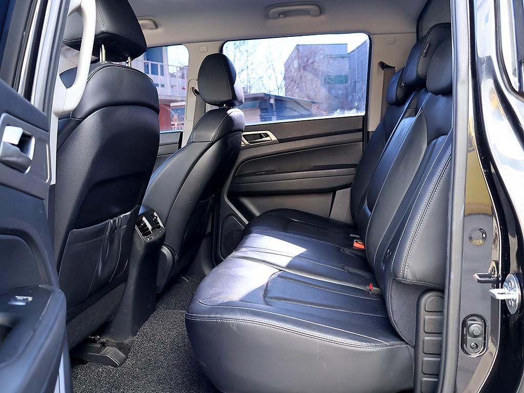 Ssangyong Rexton 2018 Negro - Importación desde Corea - HF Imports Iquique - Foto 12