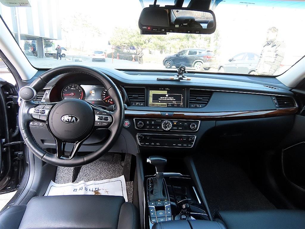 KIA K7 - Vista 7