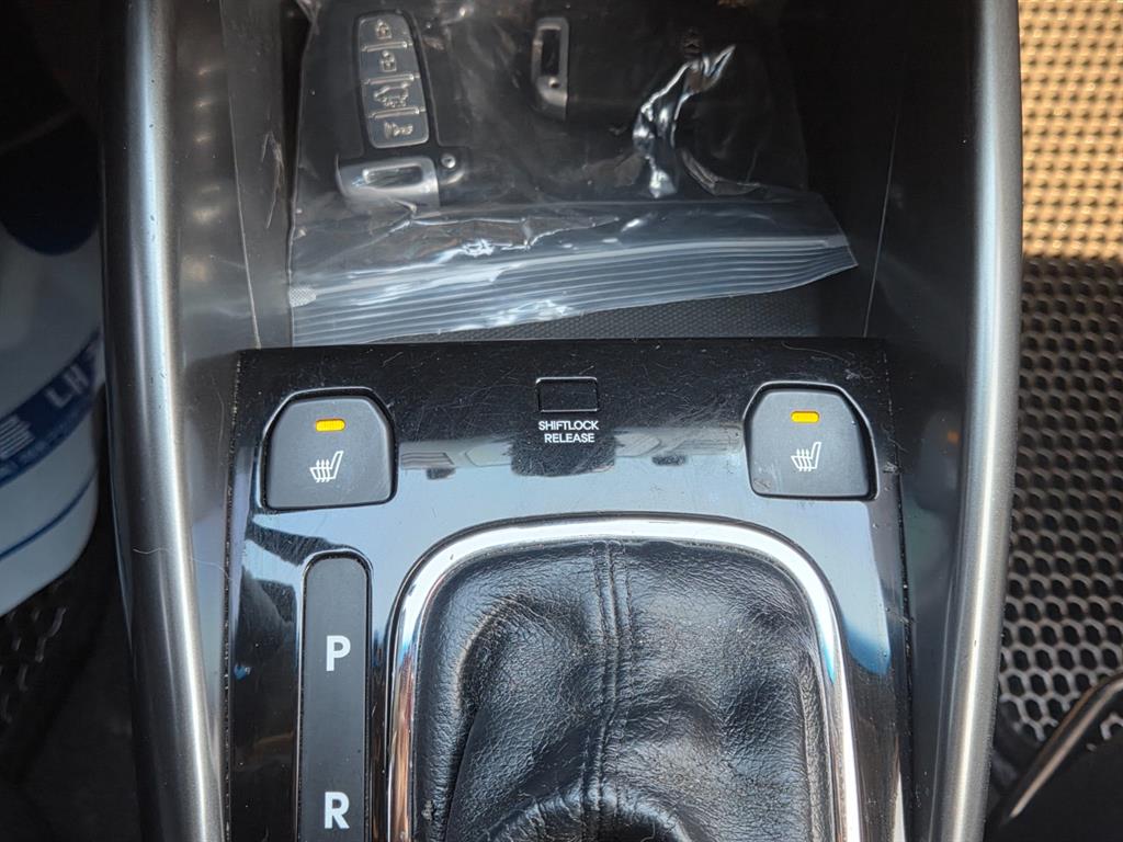 KIA Forte 2011 Rojo - Importación desde Corea - HF Imports Iquique - Foto 17