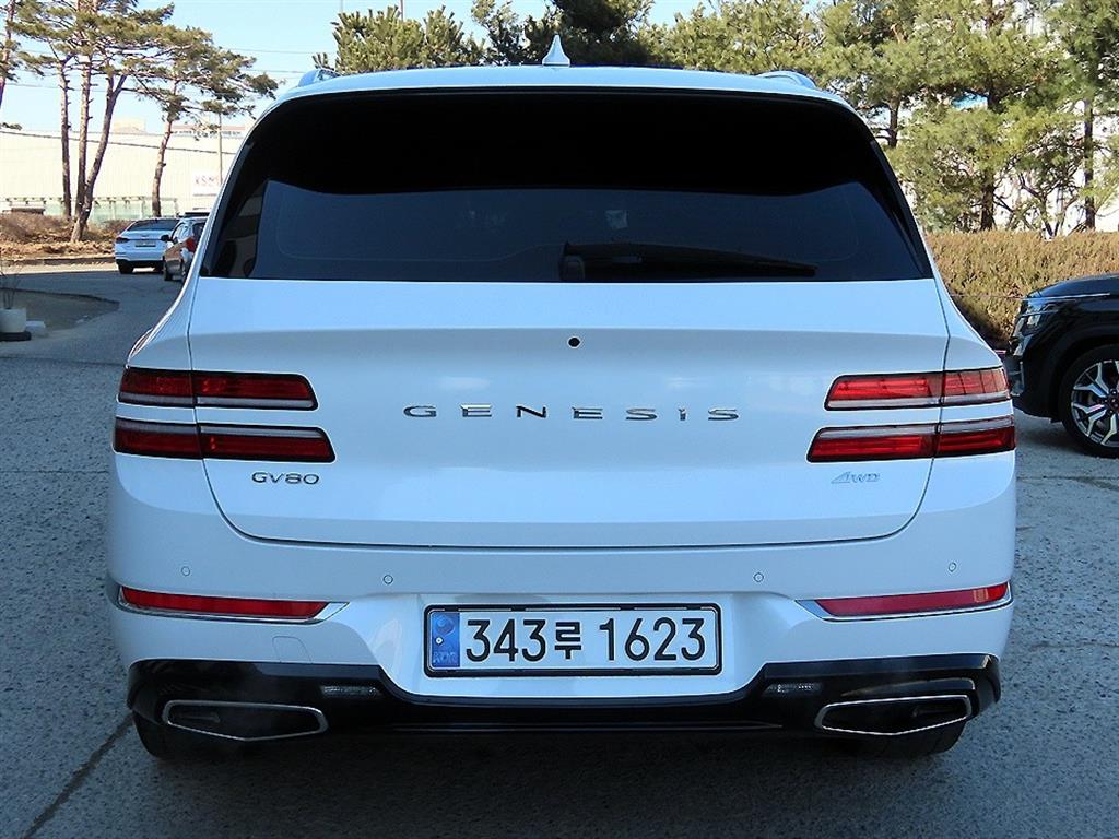 Genesis GV80 - Vista 4