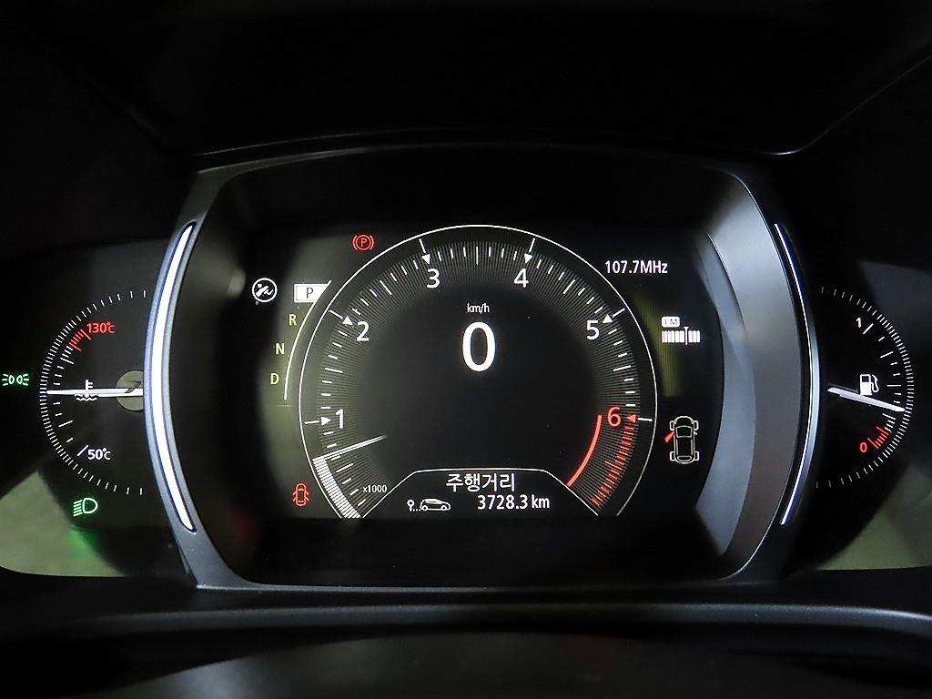 SAMSUNG QM6 - Vista 9