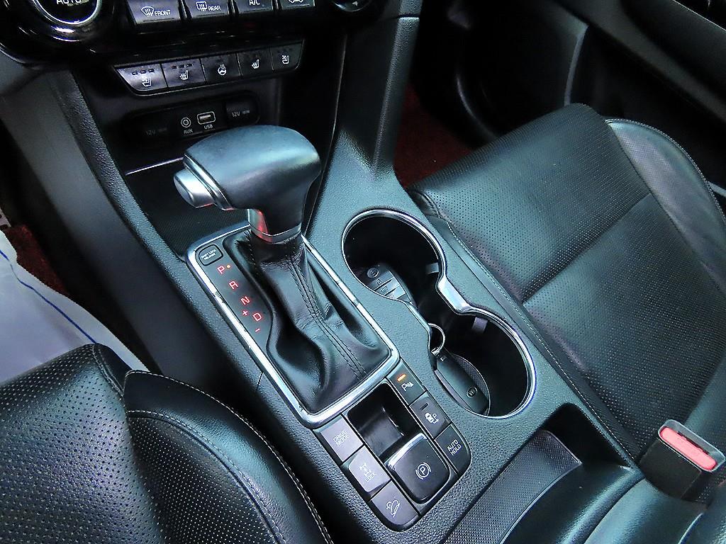 KIA Sportage - Vista 10