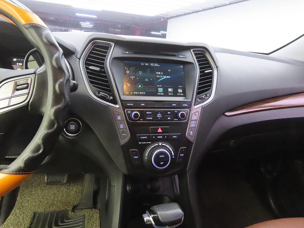 HYUNDAI Maxcruz - Vista 10