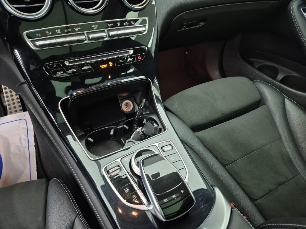 Mercedes Benz GLC Class - Vista 10