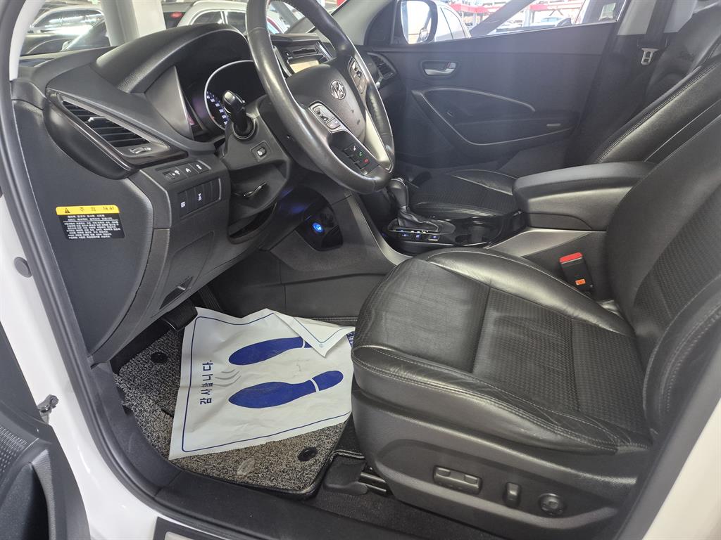 HYUNDAI Santa Fe - Vista 9