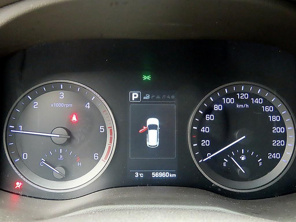 HYUNDAI Tucson - Vista 8