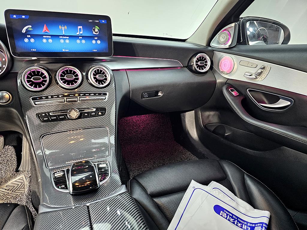 Mercedes Benz C Class - Vista 10