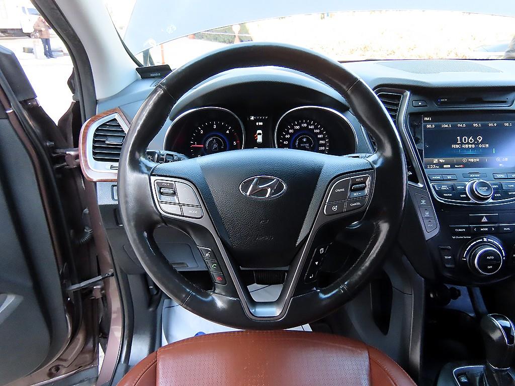 HYUNDAI Maxcruz - Vista 8