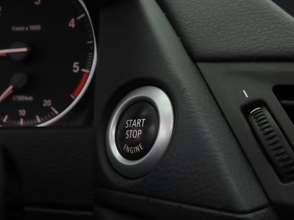 BMW X1 2010 Plateado - Importación desde Corea - HF Imports Iquique - Foto 17