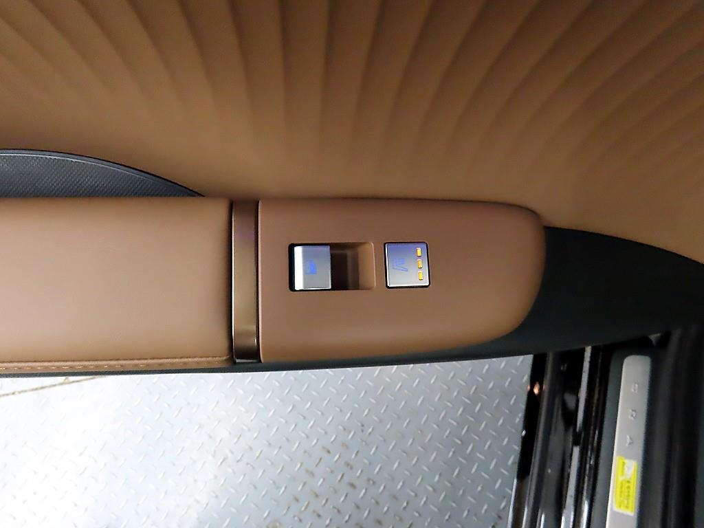 HYUNDAI Grandeur - Vista 12