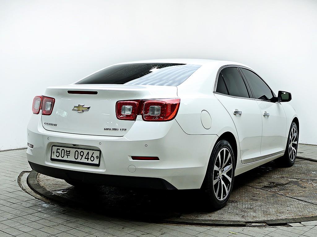 Chevrolet Malibu - Vista 7
