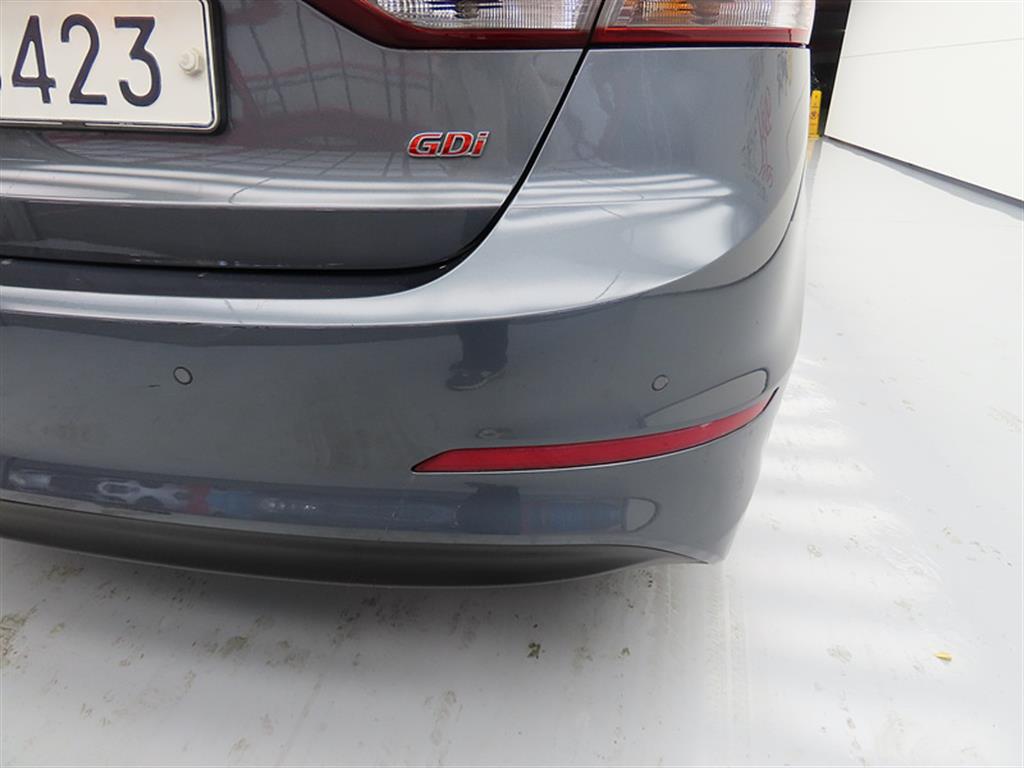 HYUNDAI Avante 2016 Gris - Importación desde Corea - HF Imports Iquique - Foto 18