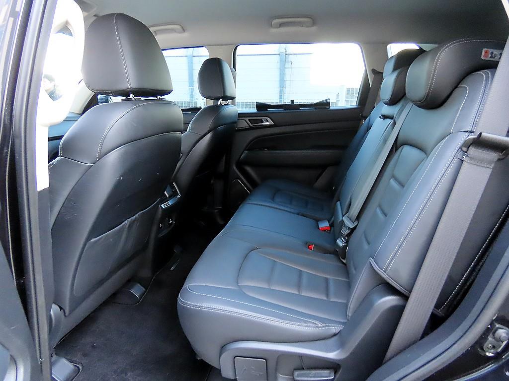 Ssangyong Rexton - Vista 6