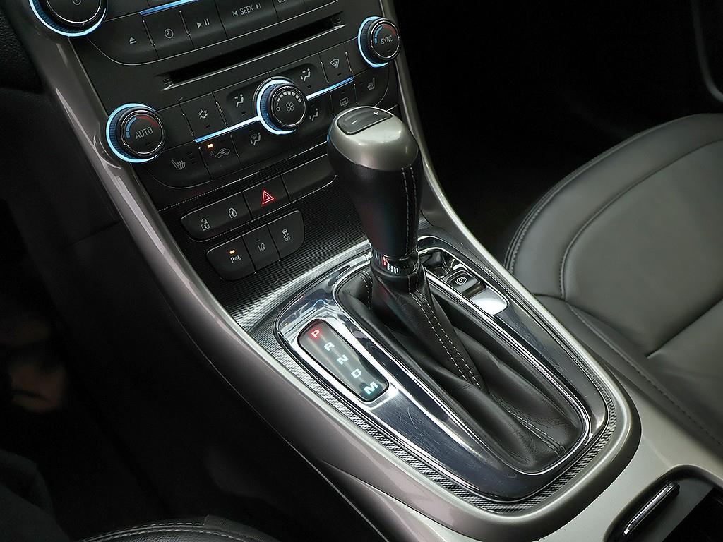 Chevrolet Malibu 2016 Blanco - Importación desde Corea - HF Imports Iquique - Foto 10