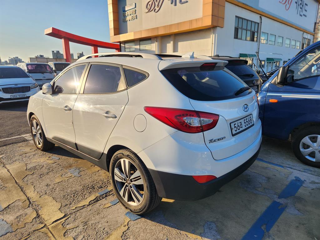 HYUNDAI Tucson - Vista 4