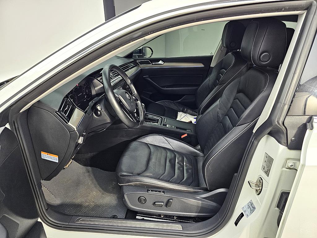 Volkswagen Arteon - Vista 8