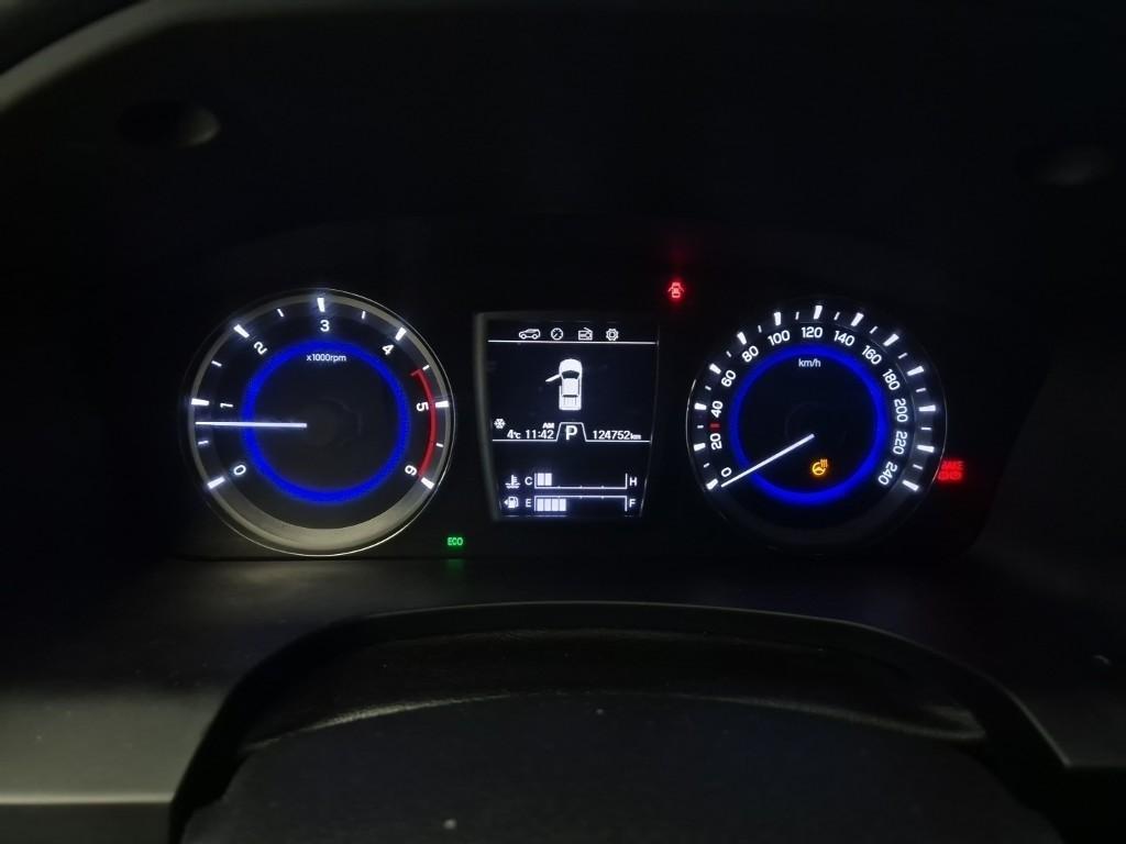 Ssangyong Rexton - Vista 6