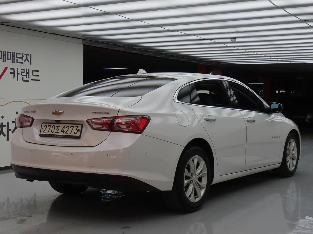 Chevrolet Malibu - Vista 3