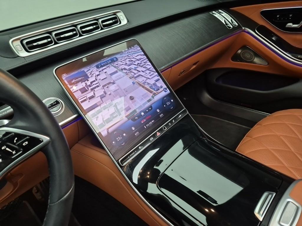 Mercedes Benz S Class - Vista 10