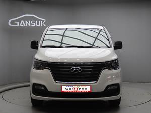 HYUNDAI Starex - Vista 2