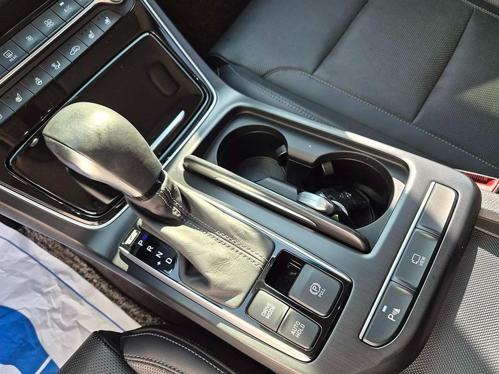 HYUNDAI Grandeur - Vista 11