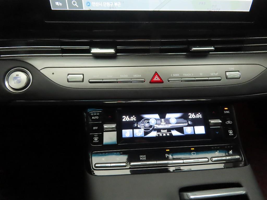 HYUNDAI Grandeur - Vista 9