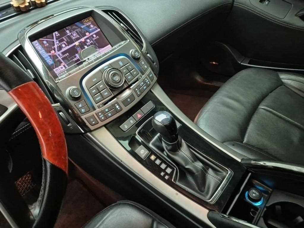 DAEWOO Alpheon - Vista 10