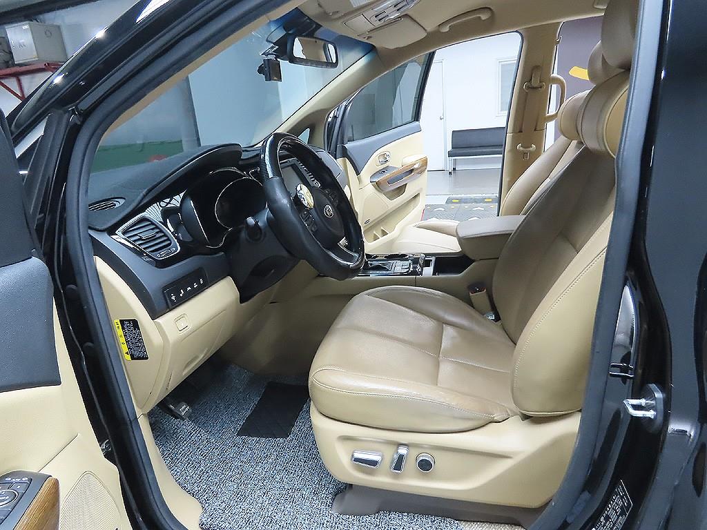 KIA Carnival 2016 Negro - Importación desde Corea - HF Imports Iquique - Foto 12