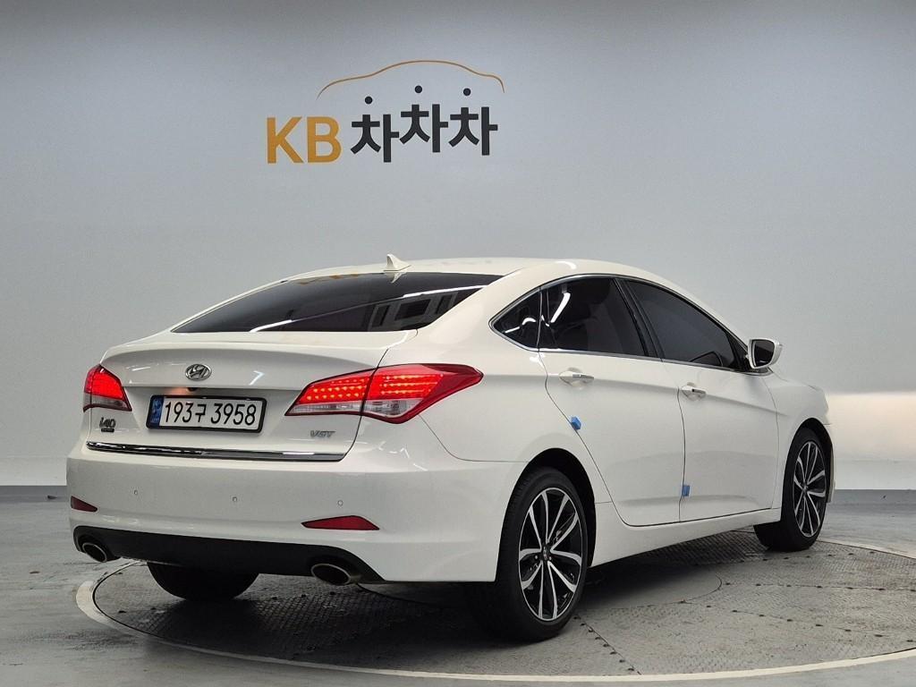 HYUNDAI i40 - Vista 3