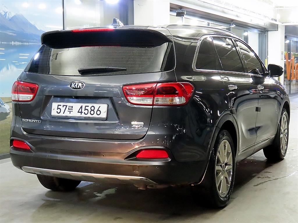 KIA Sorento - Vista 4