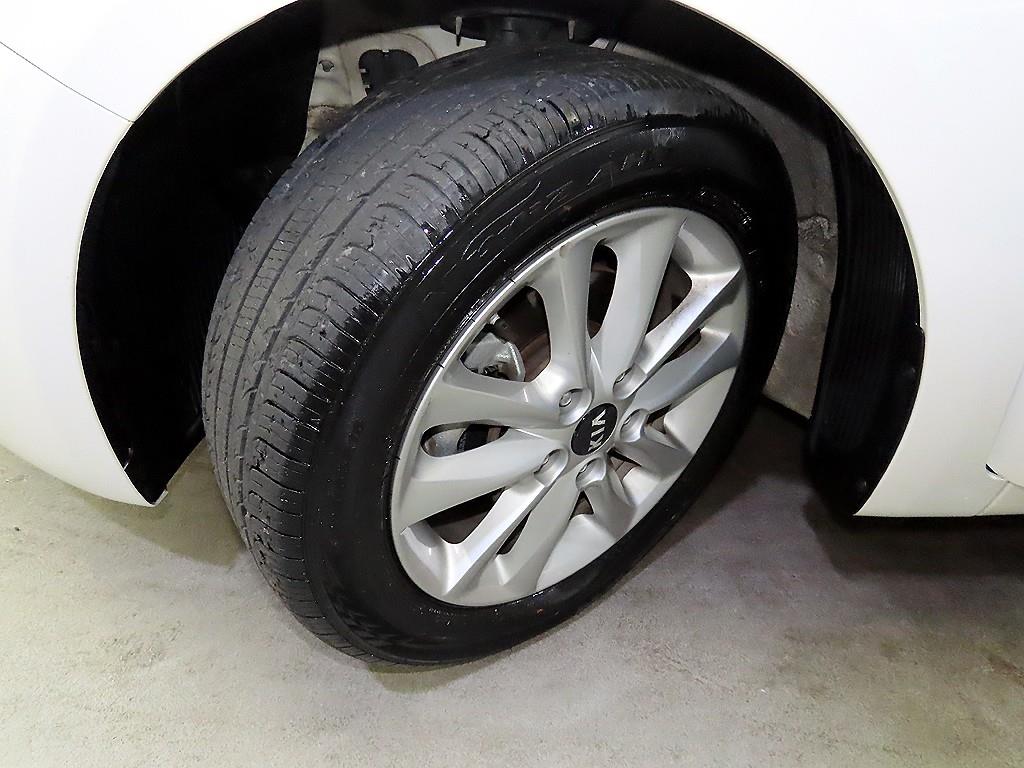 KIA K3 2016 Blanco - Importación desde Corea - HF Imports Iquique - Foto 20