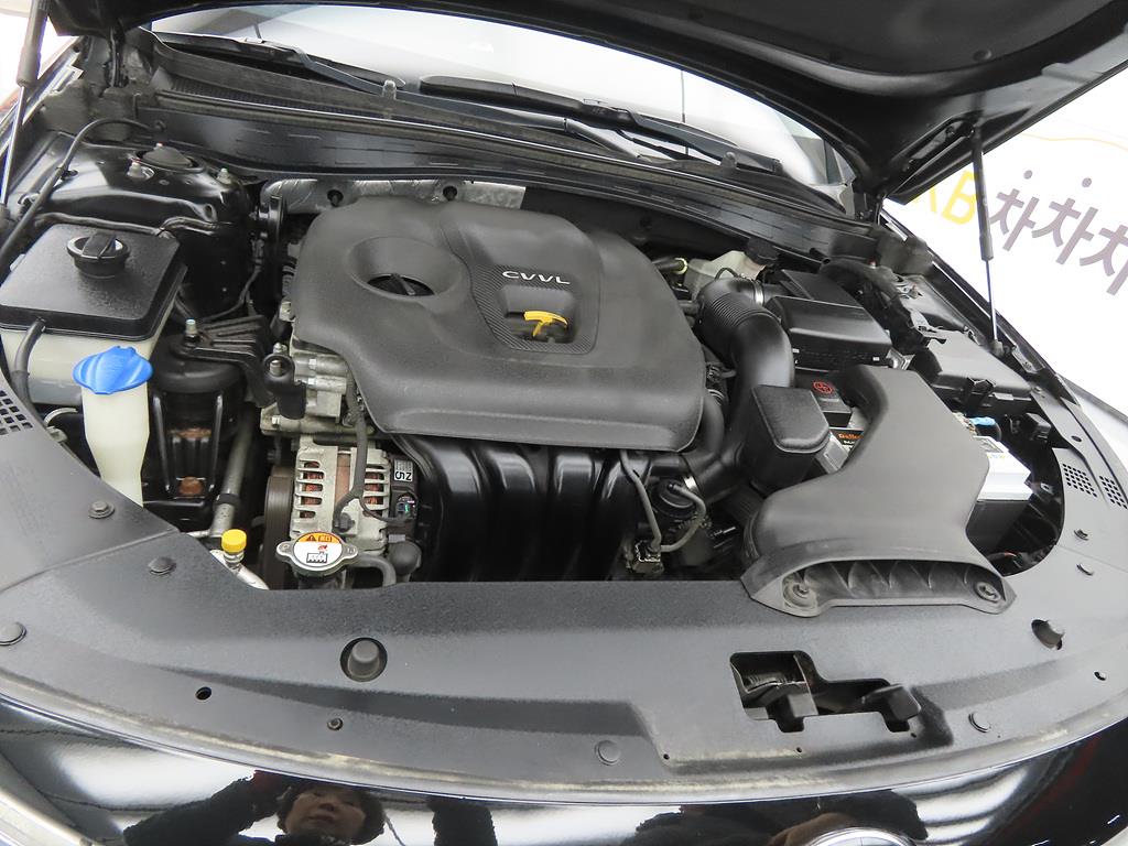 KIA K5 2016 Negro - Importación desde Corea - HF Imports Iquique - Foto 19