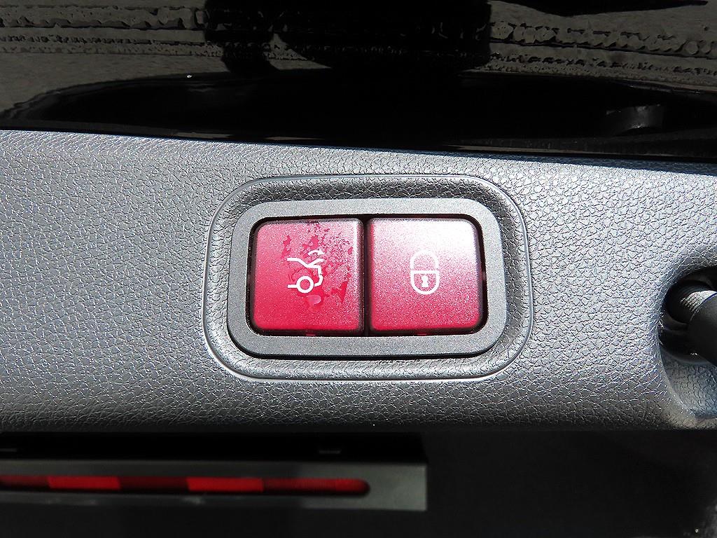 Mercedes Benz E class 2017 Negro - Importación desde Corea - HF Imports Iquique - Foto 16