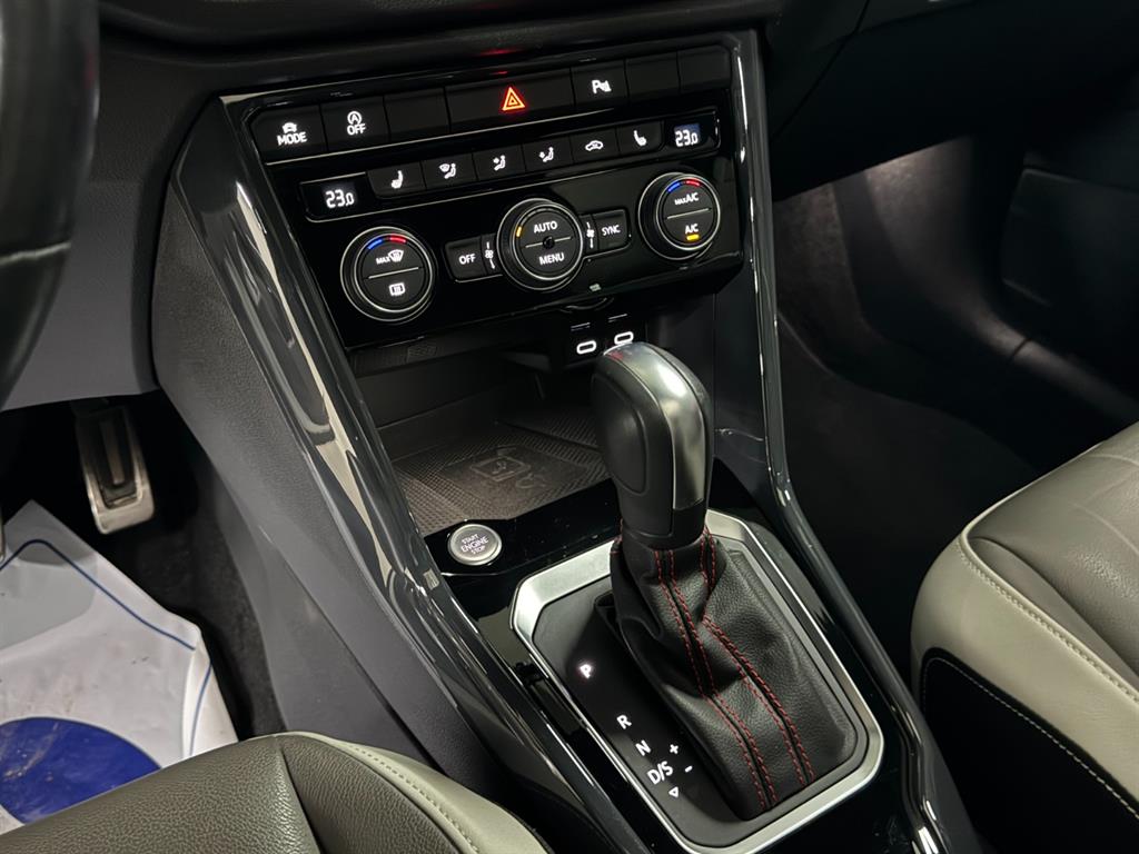 Volkswagen T-Roc - Vista 10