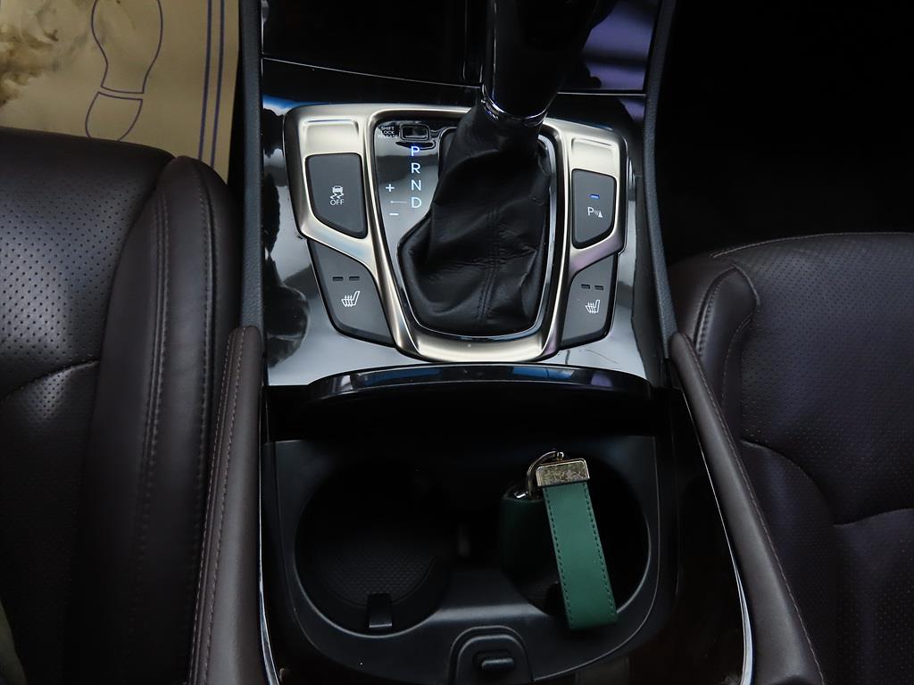 HYUNDAI Grandeur 2012 Negro - Importación desde Corea - HF Imports Iquique - Foto 16