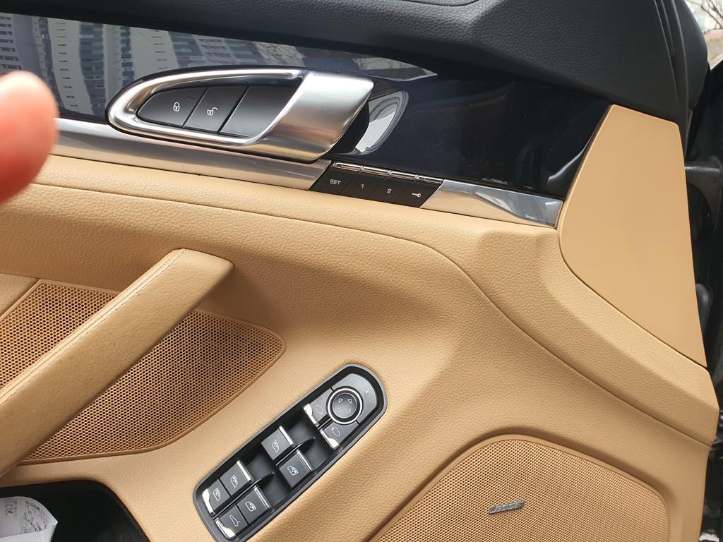 Porsche Panamera - Vista 12
