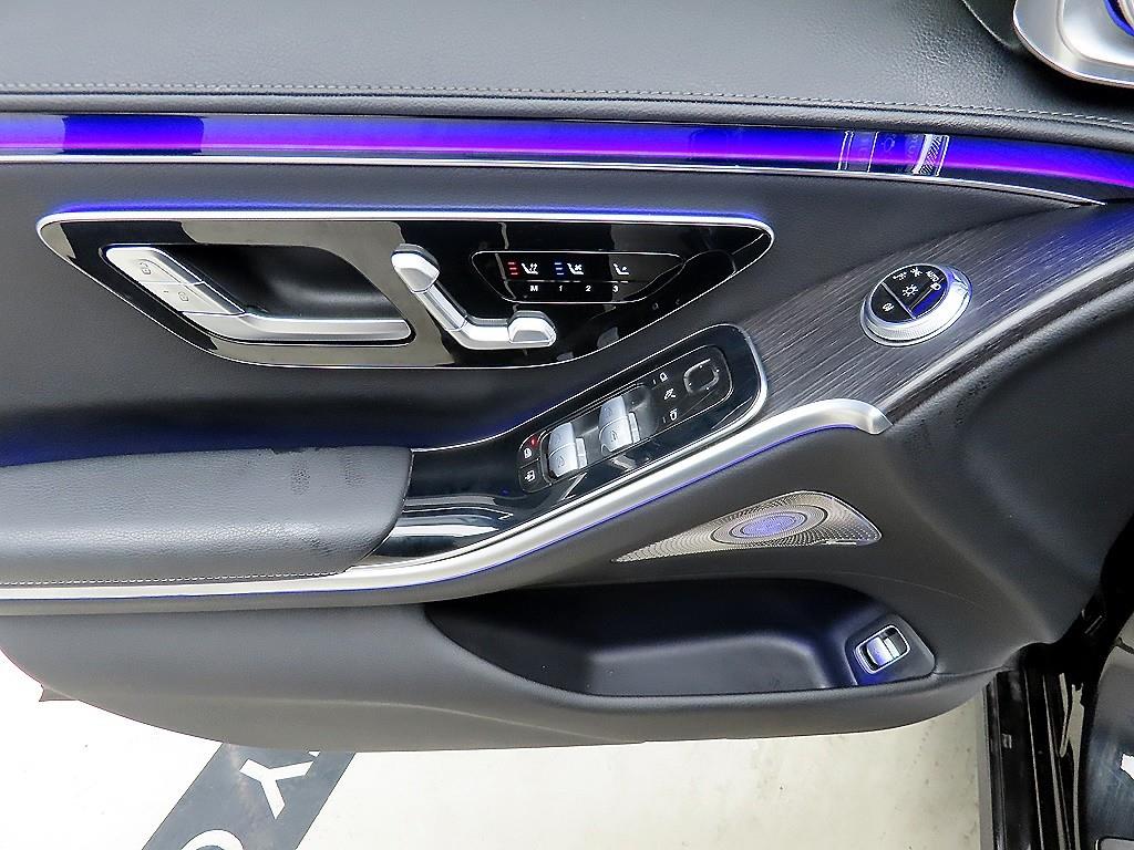 Mercedes Benz S Class - Vista 11
