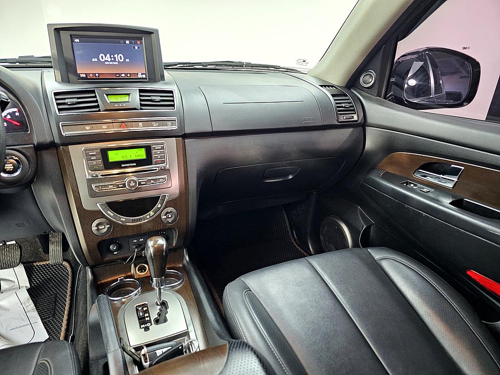 Ssangyong Rexton - Vista 10