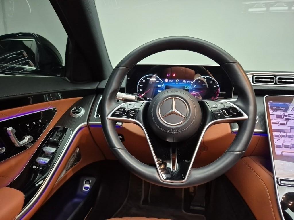 Mercedes Benz S Class - Vista 9