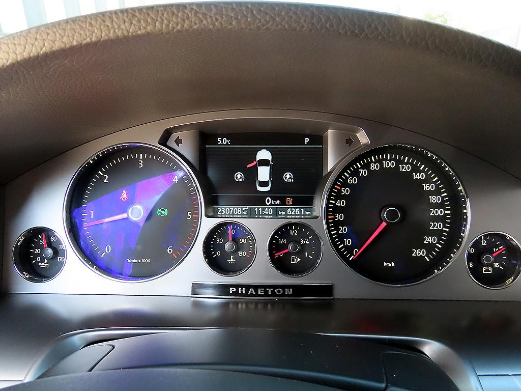 Volkswagen Phaeton - Vista 9