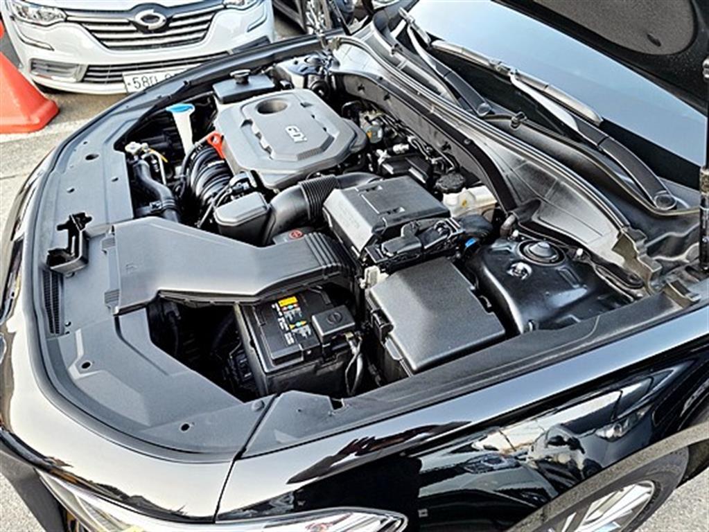 HYUNDAI Grandeur - Vista 5