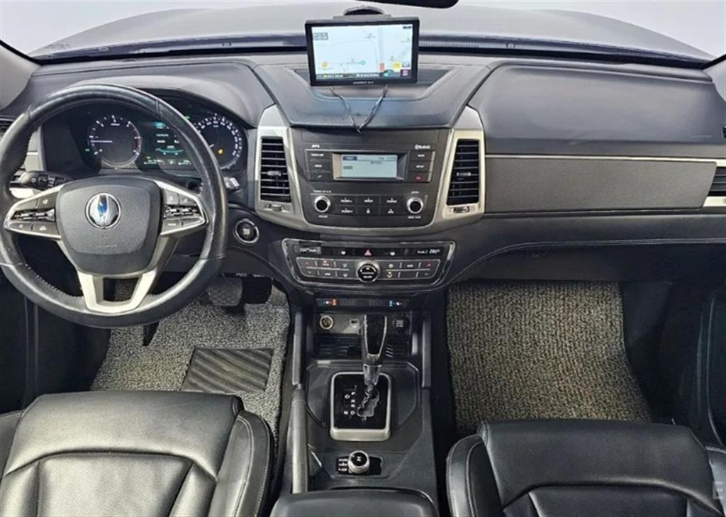 Ssangyong Rexton - Vista 6