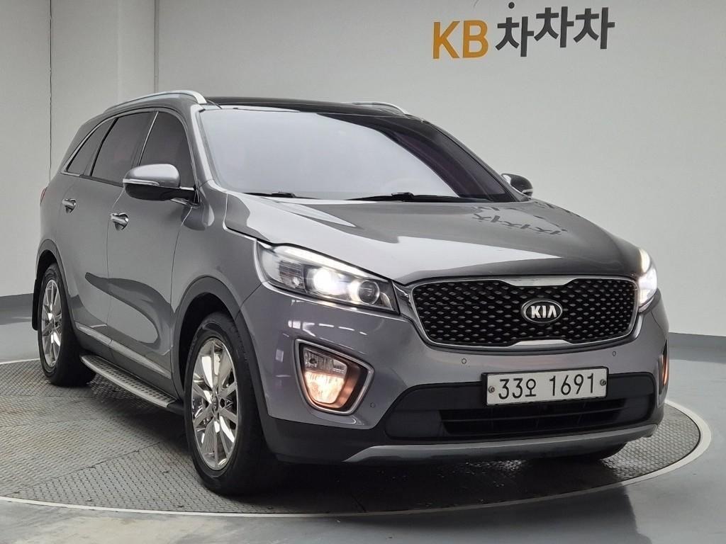 KIA Sorento - Vista 4