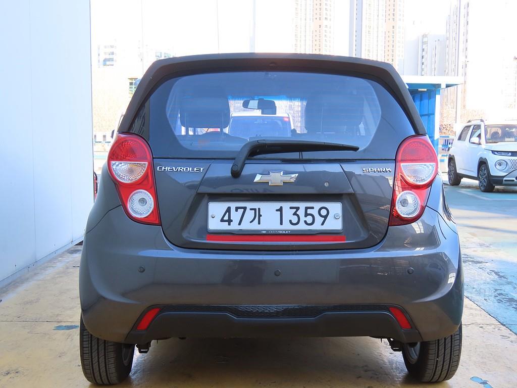 Chevrolet Spark - Vista 3