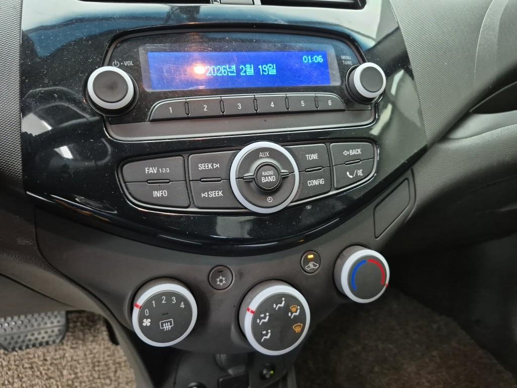 Chevrolet Spark - Vista 10